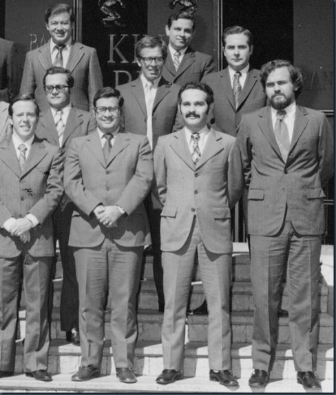 19720800=Mktg70s-Mía-Der